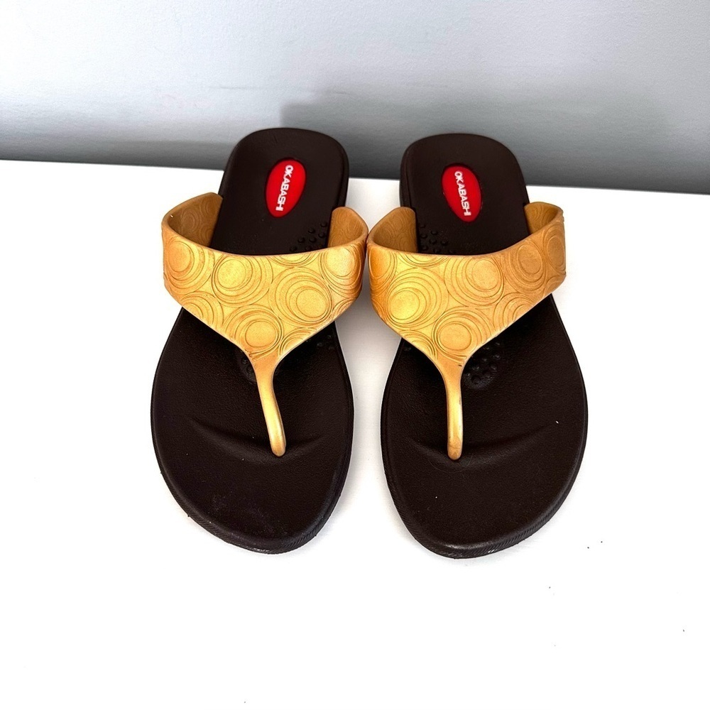 𝅺Okabashi Flip Flop Sandals Size medium (4-7)